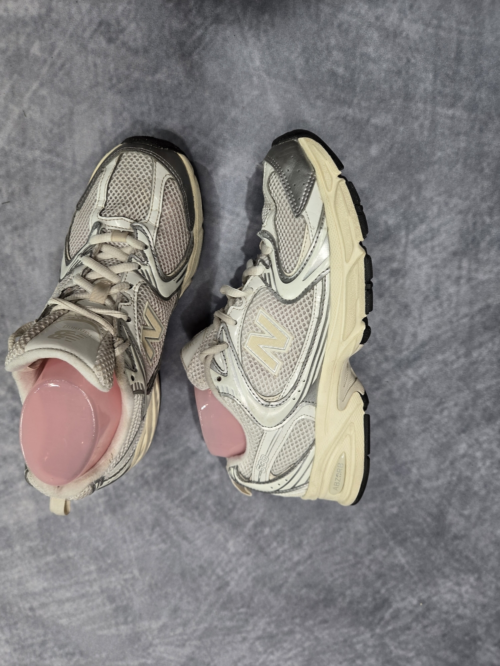 New Balance 530